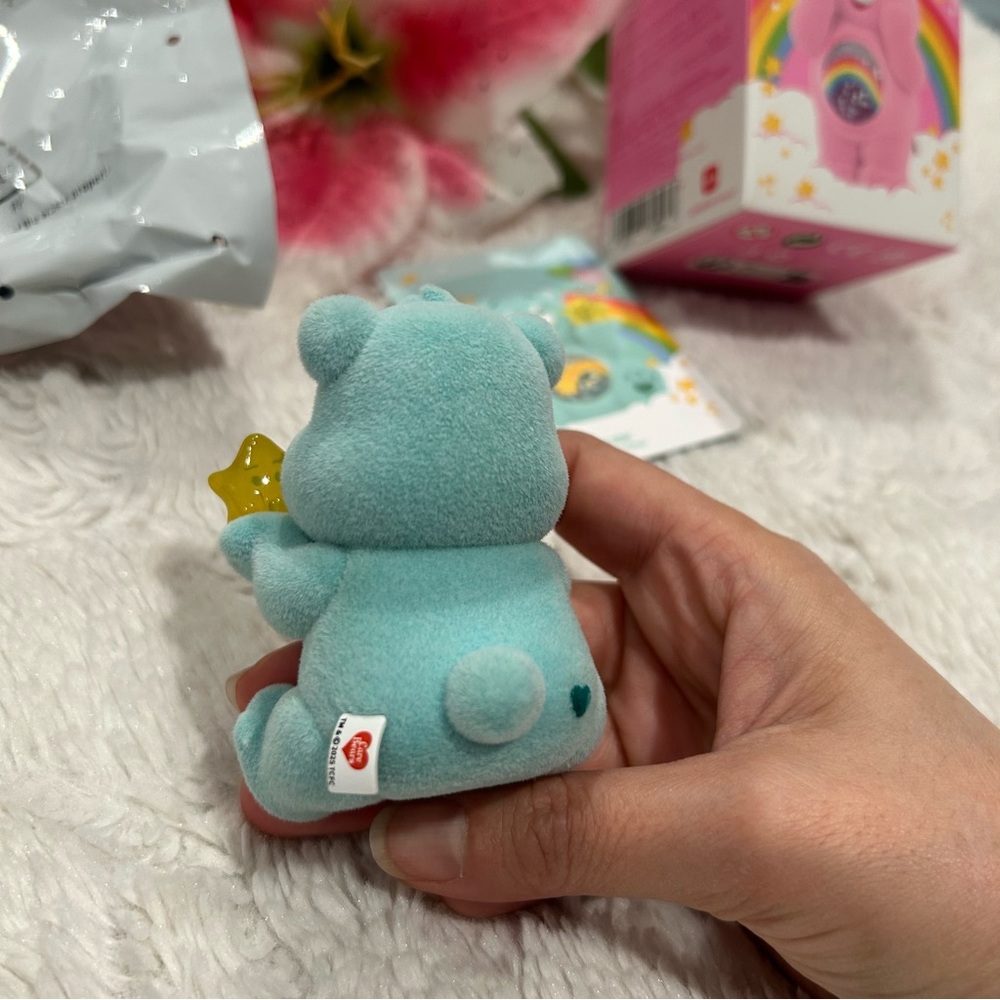 Pop Mart Care Bears Colorful Hugs Wish - Picture 2 of 10